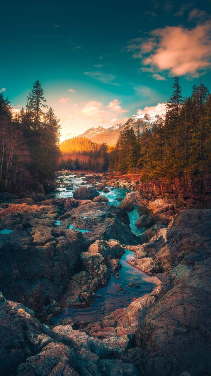 Nature_mountain_river_HD